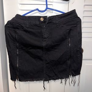 Black stretchy denim skirt with zippers